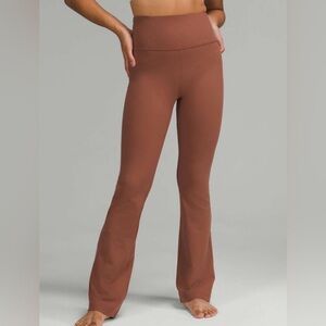 Lululemon Groove Super-High-Rise Flared Pant Nulu | Size 10